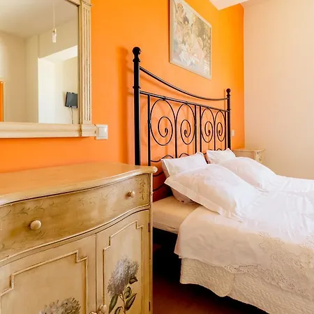 Elena Casa rural Roussa Ekklisia